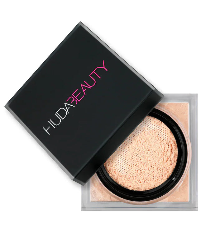 HUDA BEAUTY
Easy Bake Loose Baking & Setting Powder