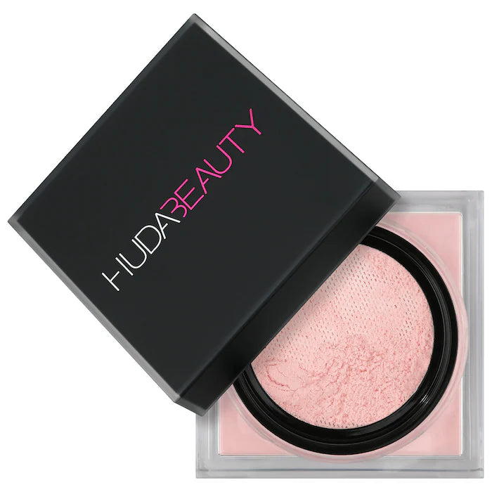 HUDA BEAUTY
Easy Bake Loose Baking & Setting Powder