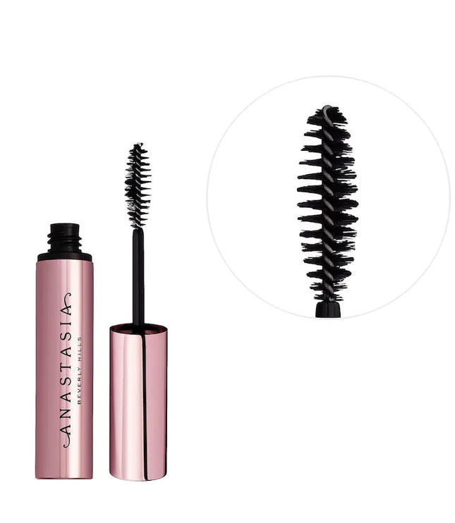 Anastasia Beverly Hills
Clear Brow Gel Flexible Medium-Hold Eyebrow Setter full size