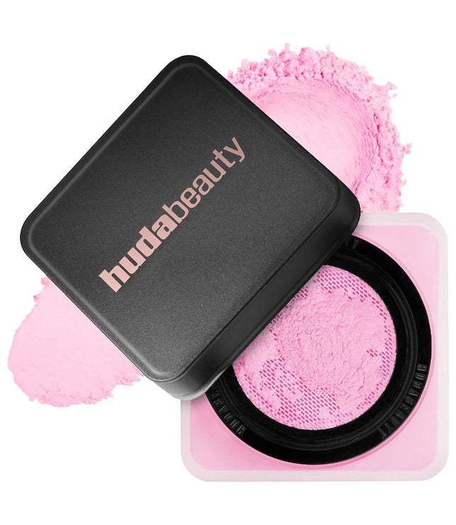 HUDA BEAUTY
Easy Bake Loose Baking & Setting Powder
