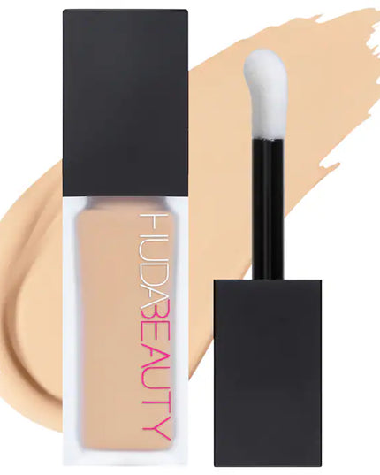HUDA BEAUTY
#FauxFilter Matte Buildable Coverage Waterproof Concealer