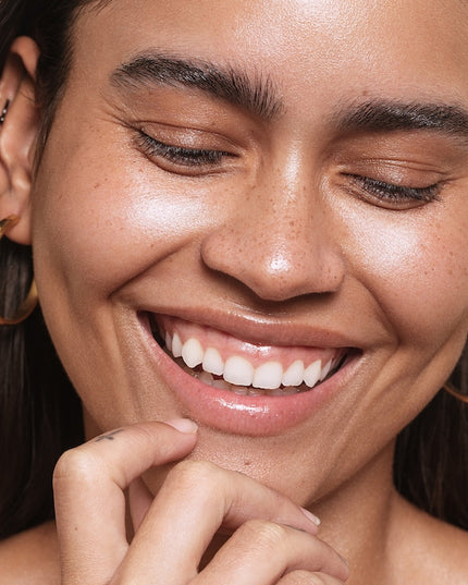 Saie - Glowy Super Gel Lightweight Dewy Highlighter