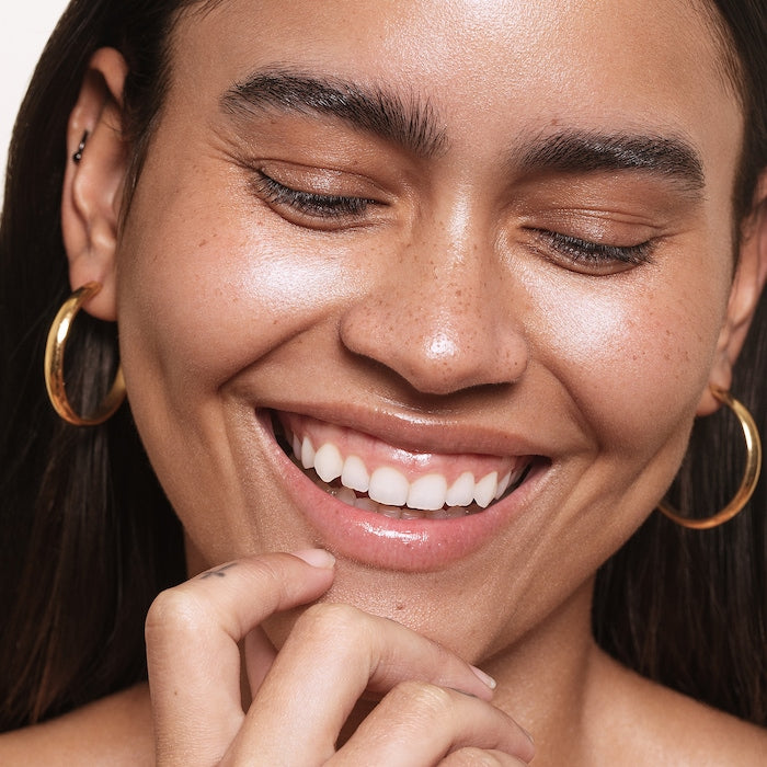 Saie - Glowy Super Gel Lightweight Dewy Highlighter