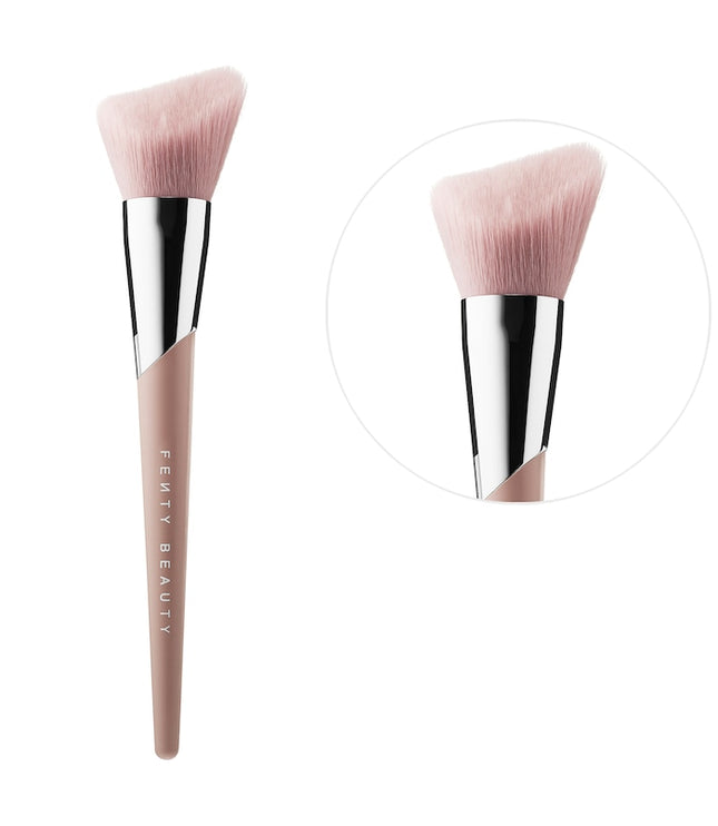 Fenty Beauty by Rihanna - Cheek Hugging Bronzer Brush 190