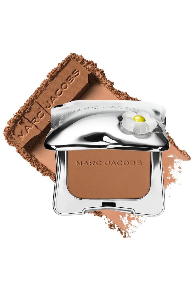 Marc Jacobs Beauty Legally Bronze Talc-Free Blurring Powder Bronzer