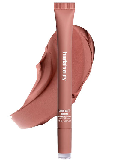 HUDA BEAUTY Liquid Matte Mousse Soft Blur Lip Cream