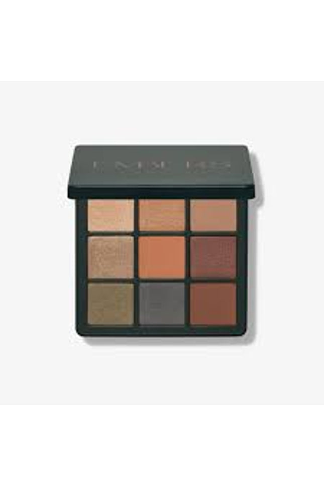 ANASTASIA BEVERLY HILLS
Embers Mini Eyeshadow Palette