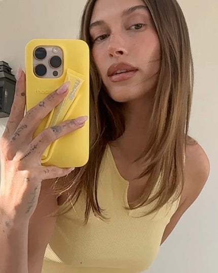 Rhode summer lip case
LIMITED EDITION SHADE