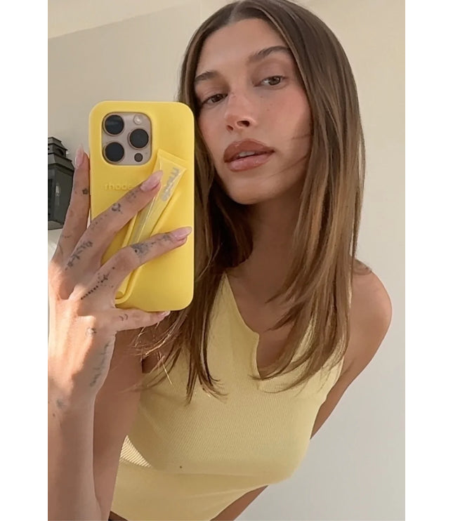 Rhode summer lip case
LIMITED EDITION SHADE