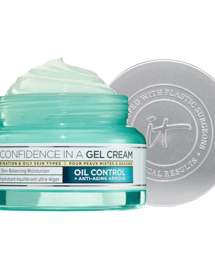 It cosmétics confidence in a gel crema oil-control face moisturizer