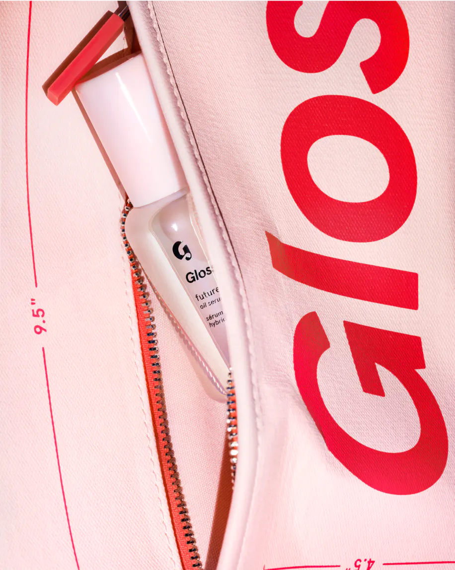 Glossier The Beauty Bag – BeautyInCabo