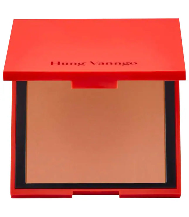 HUNG VANNGO BEAUTY 
Soft Focus Blurring Matte Powder Bronzer