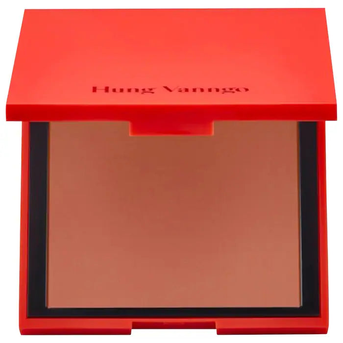 HUNG VANNGO BEAUTY 
Soft Focus Blurring Matte Powder Bronzer