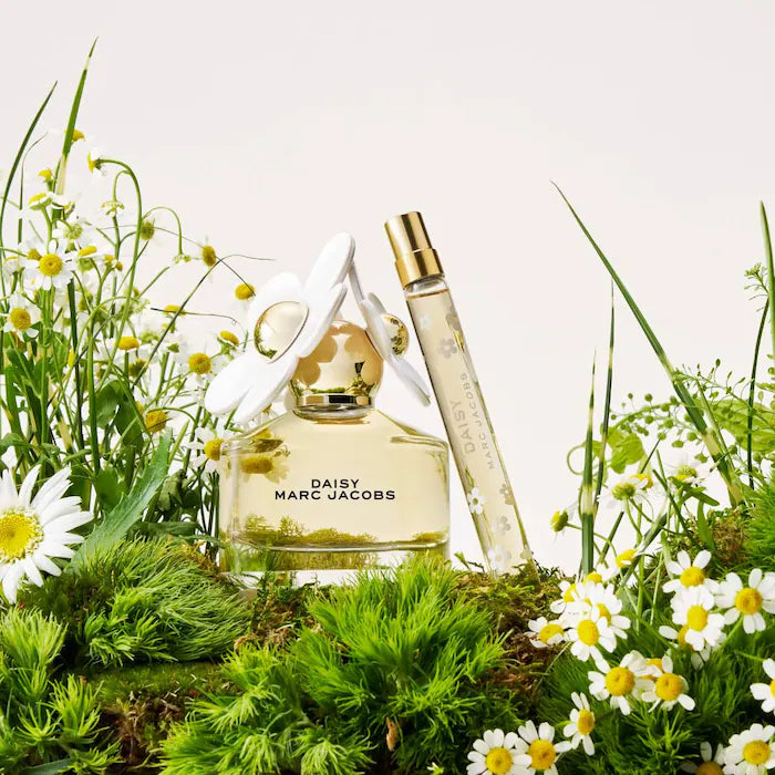 Marc Jacobs Fragrances 
Daisy Eau de Toilette with White Florals & Sandalwood
