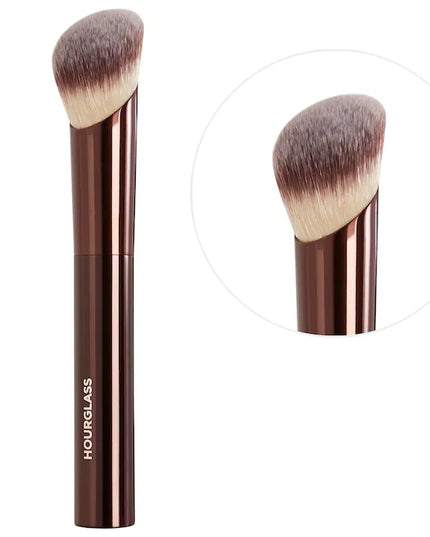 Hourglass Ambient Soft Glow Foundation Brush